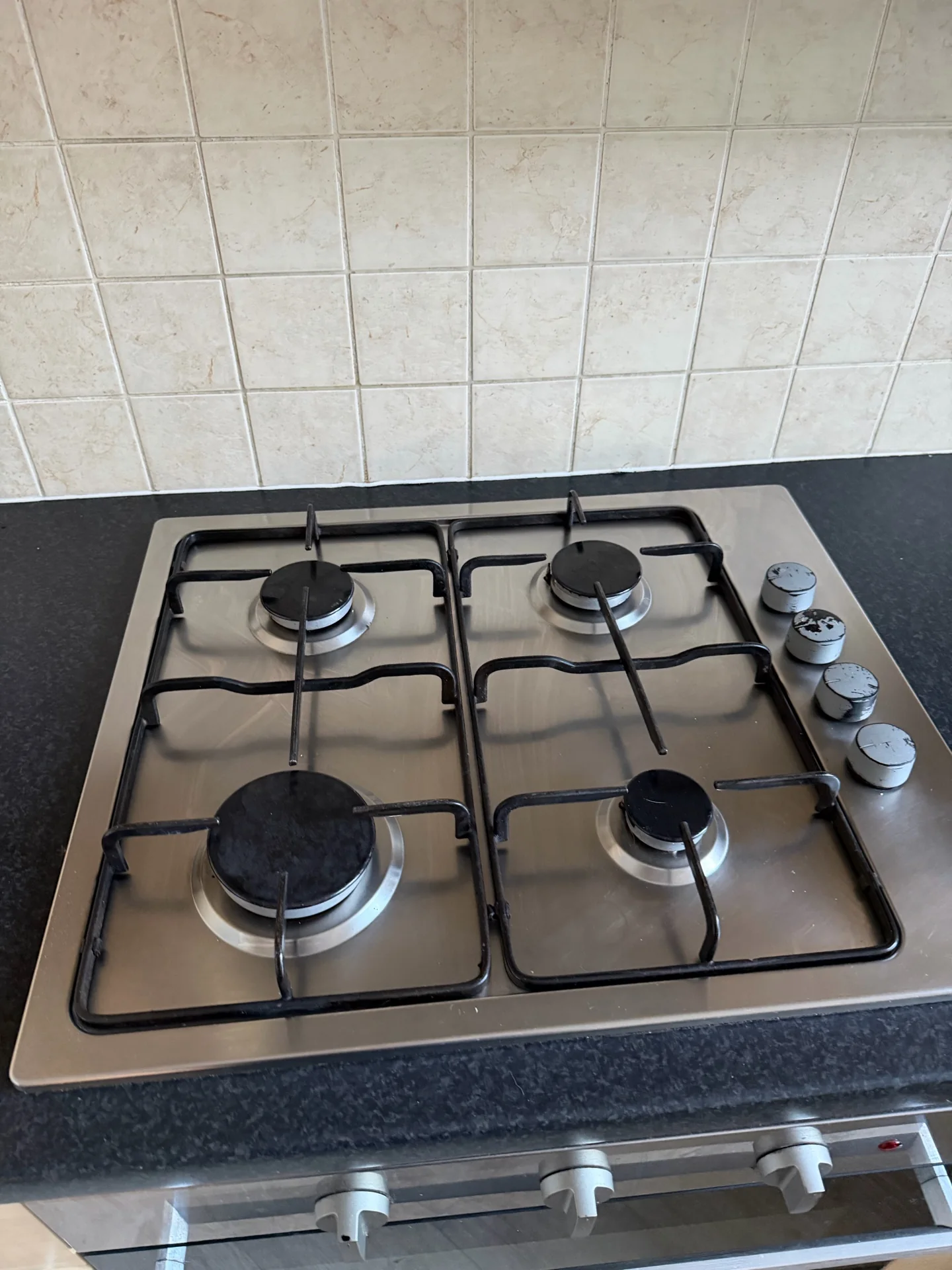 Kitchen hob included in an end-of-tenancy cleaning portfolio record