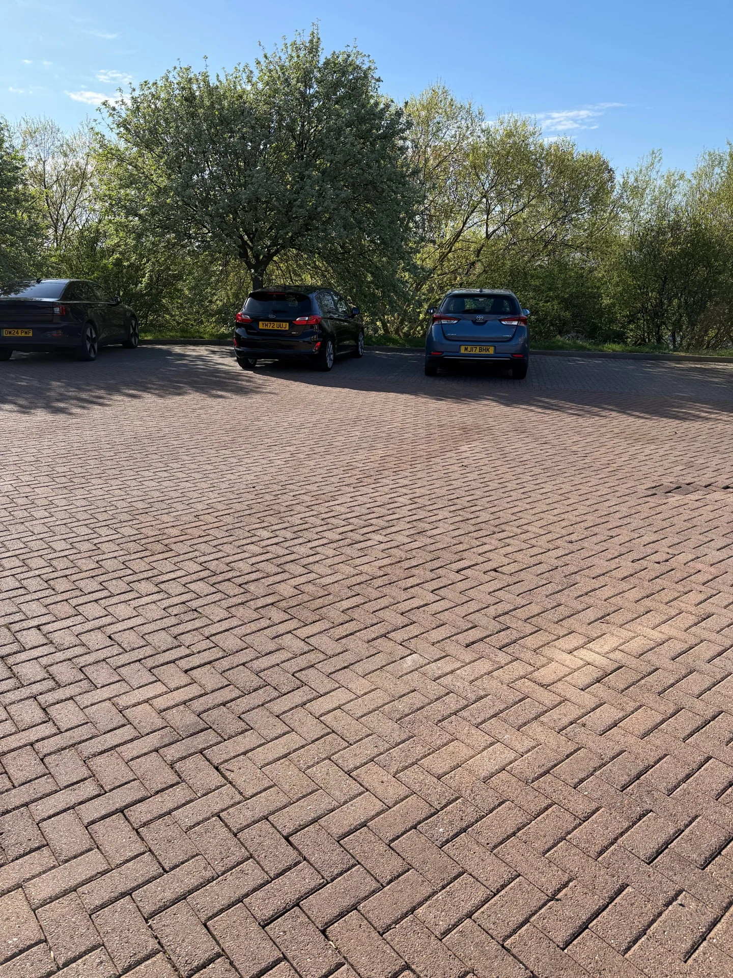 Redheugh House commercial car-park area within the agreed exterior-cleaning project