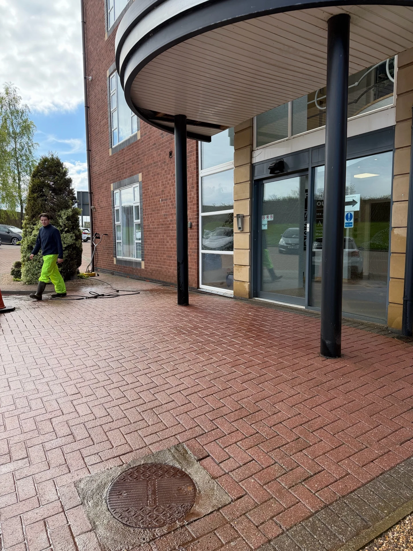 Entrance-surface cleaning in progress at the Redheugh House commercial project