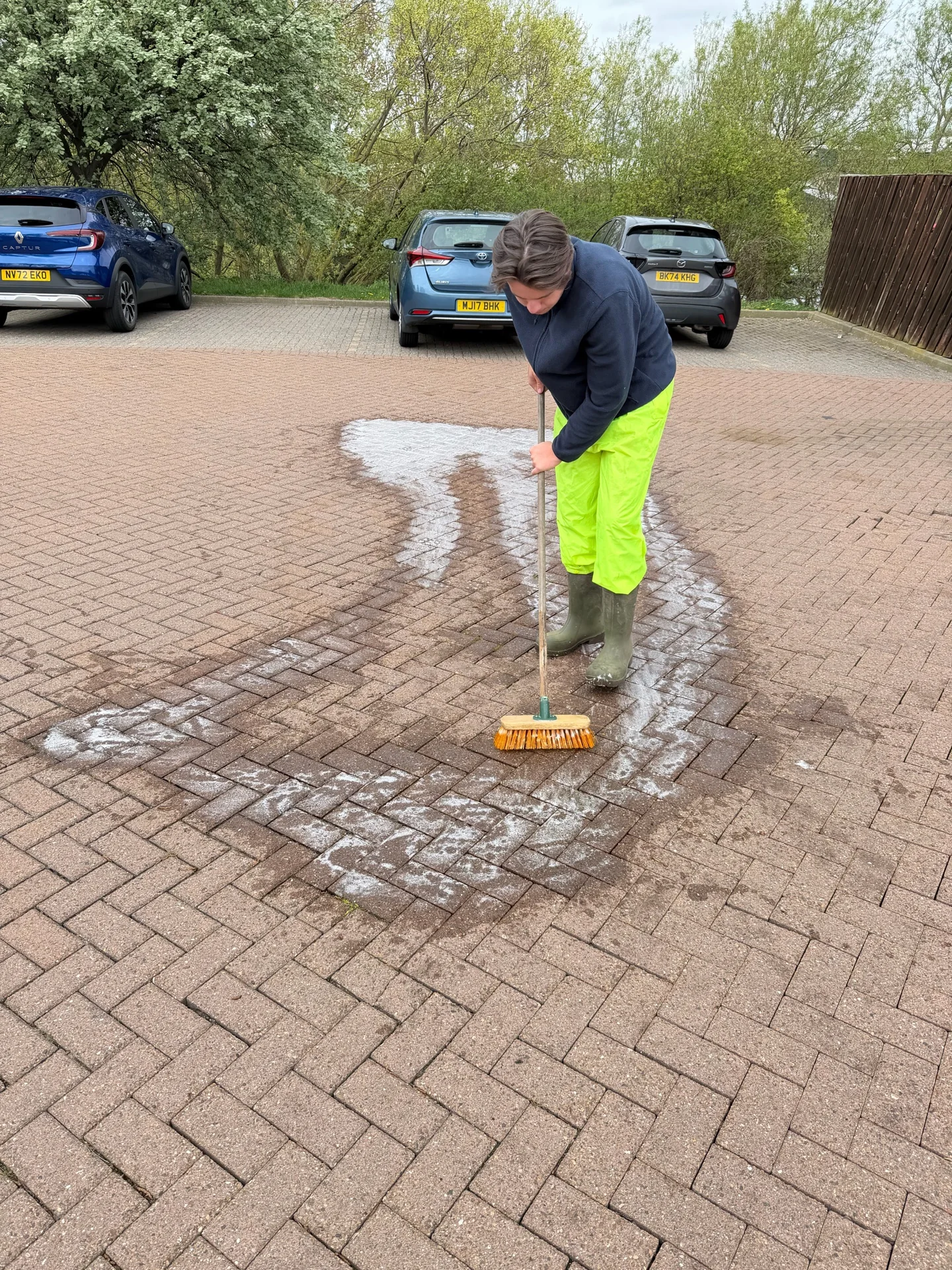 Oil-spill treatment work in progress at the Redheugh House car park